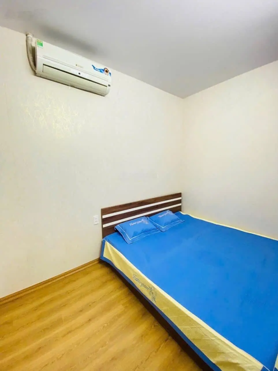 Em mệnh mộc khai xuân siêu phẩm nhà đẹp hàng bột, đống đa: 35m; 3 tầng; 5,9 tỷ