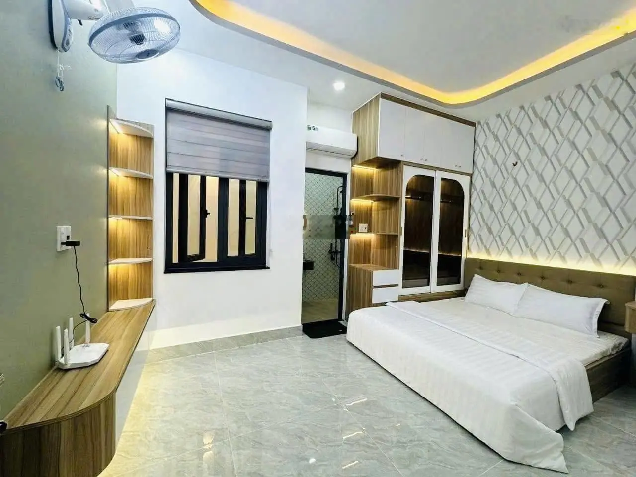 Đậu visa cần bán nhà Đường Phan Huy Ôn P. 19 Bình Thạnh DT 5x12m KC 1 trệt 3 lầu 4PN 5WC