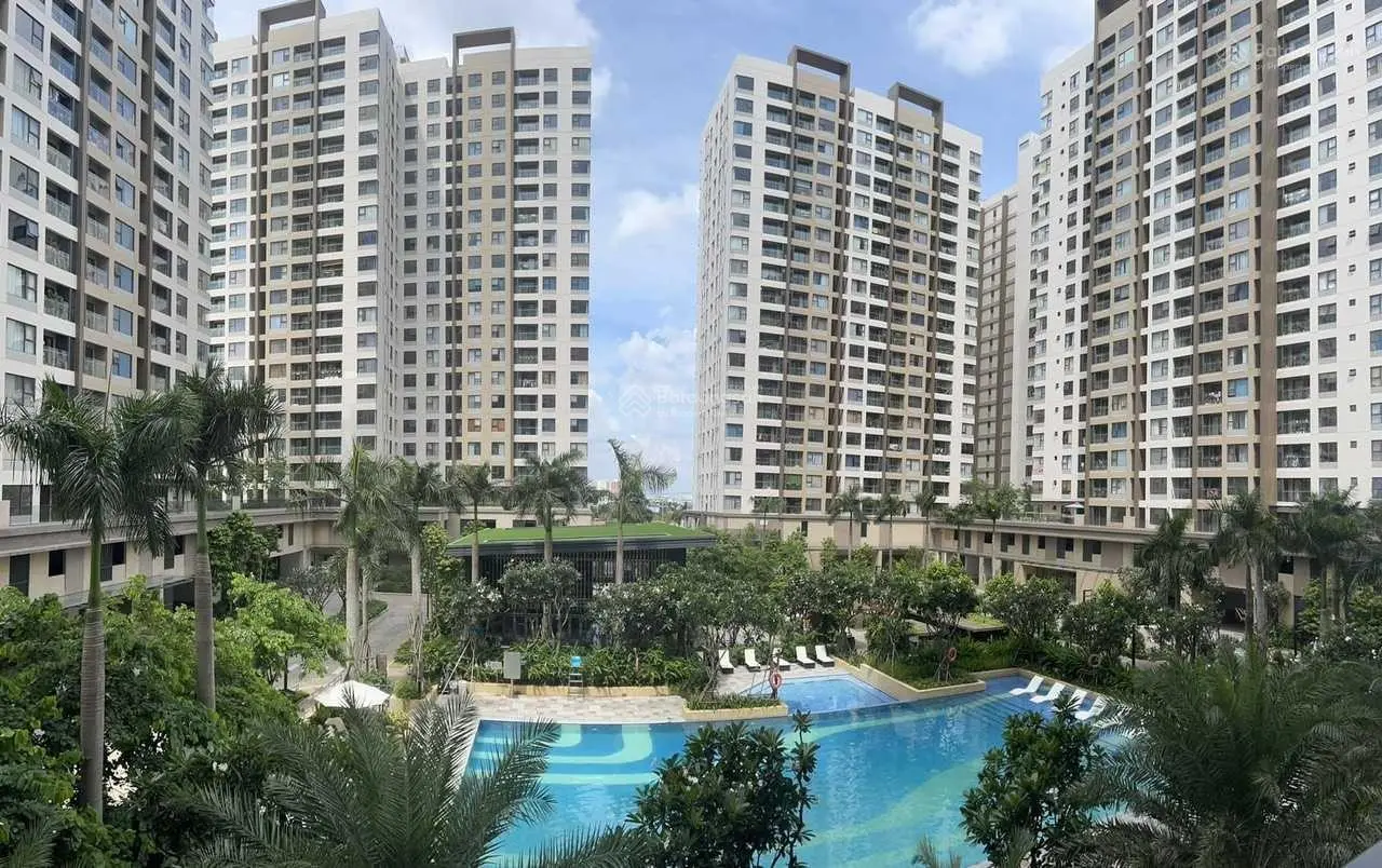 Chủ bán căn hộ 75m2 chỉ 2,7 tỷ sổ hồng vay được 70% Akari MT Võ Văn Kiệt LH: 0903 148 *** xem nhà