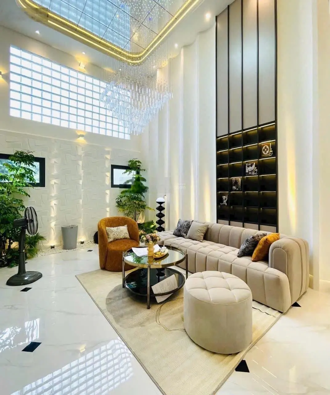Bán gấp nhà Bình Chánh 90m2 2tỉ990, 1t1l, 4PN, Đang cho thuê 10tr/1thg, SHR