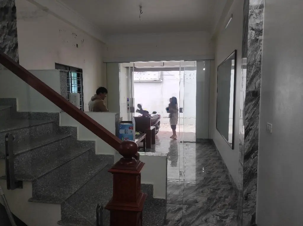 Cần Sang Nhượng Nhà Đẹp 50m, Giá 4,2Tỷ - Mặt Ngõ Ô Tô, Trung Tâm Đông Anh