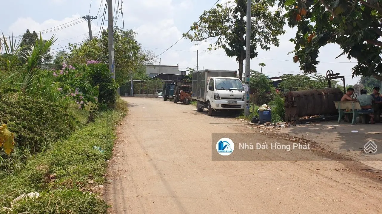 Xưởng bán DT 1000m2, mặt tiền nhựa 10m, gần ngã 3 Giồng, Xuân Thới Thượng - Hóc Môn
