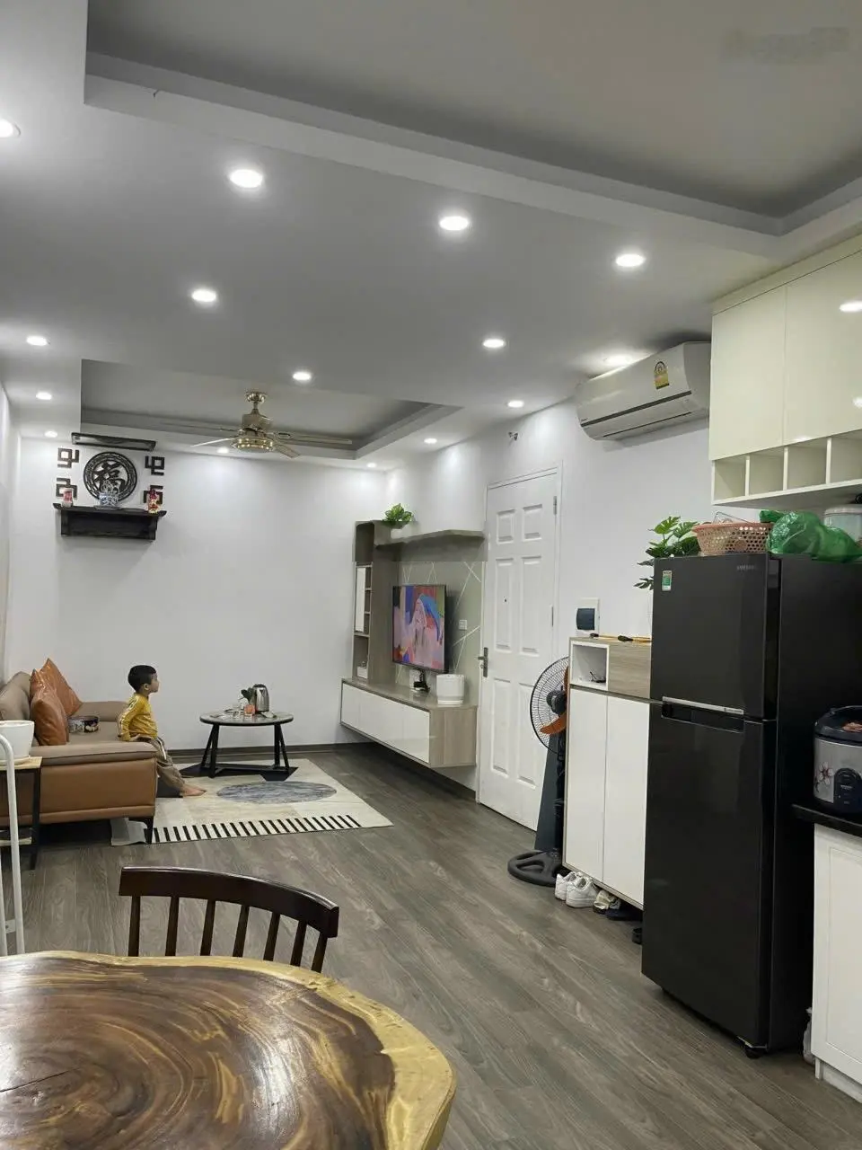 Bán gấp căn 63m2- 2ngủ& 2 vệ sinh HH3 Linh Đàm Hoàng Mai. Lh: 0966 455 *** em Thuỷ