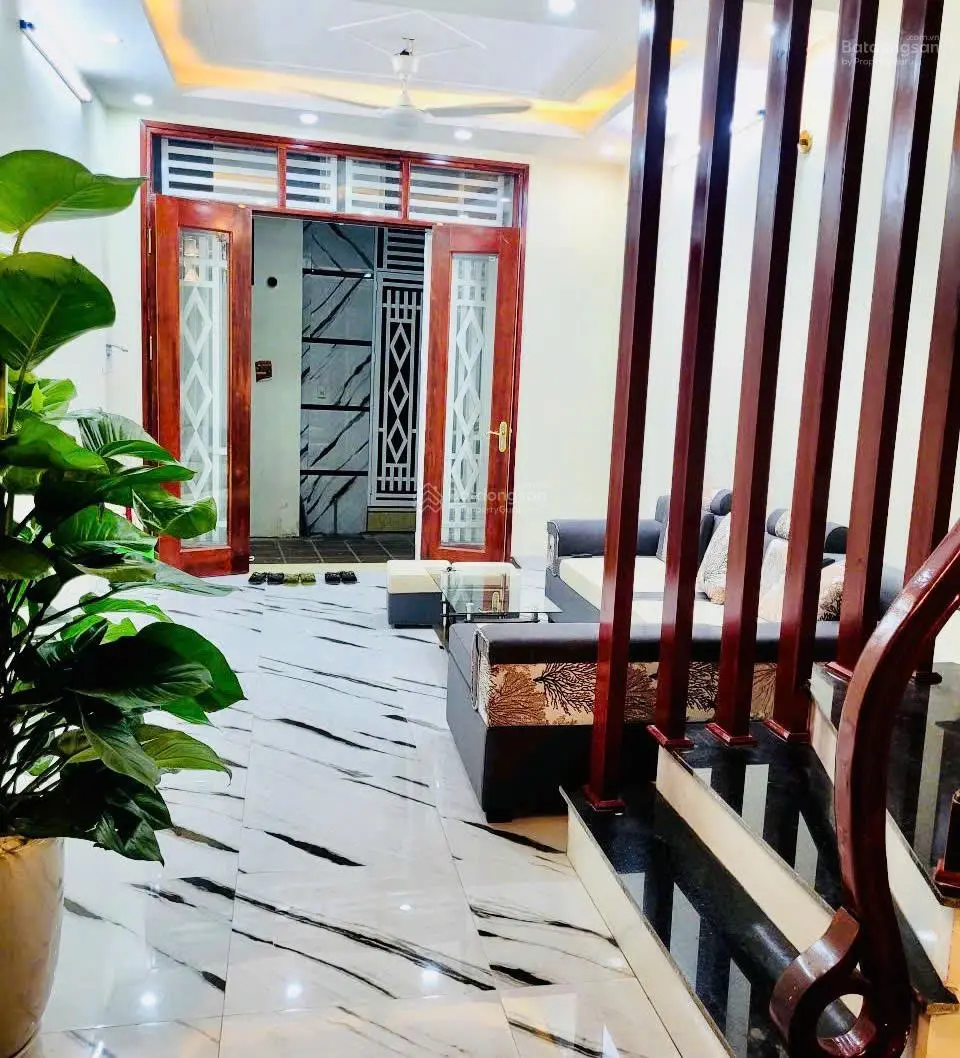 BÁN NHÀ YÊN NGHĨA 32M2.4 TẦNG.FULL NỘI THẤT CỰC ĐẸP.NGÕ RỘNG THOÁNG Ô TÔ ĐỖ CỔNG GIÁ CHỈ NHỈNH 3 TỶ