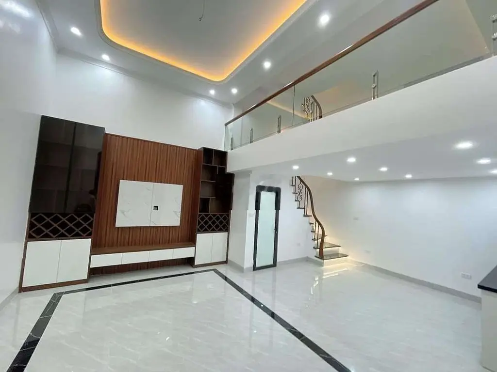 Hót, Bán nhà Trung Tả - Đống Đa 40m2 dân xây mới đẹp full đồ ở luôn