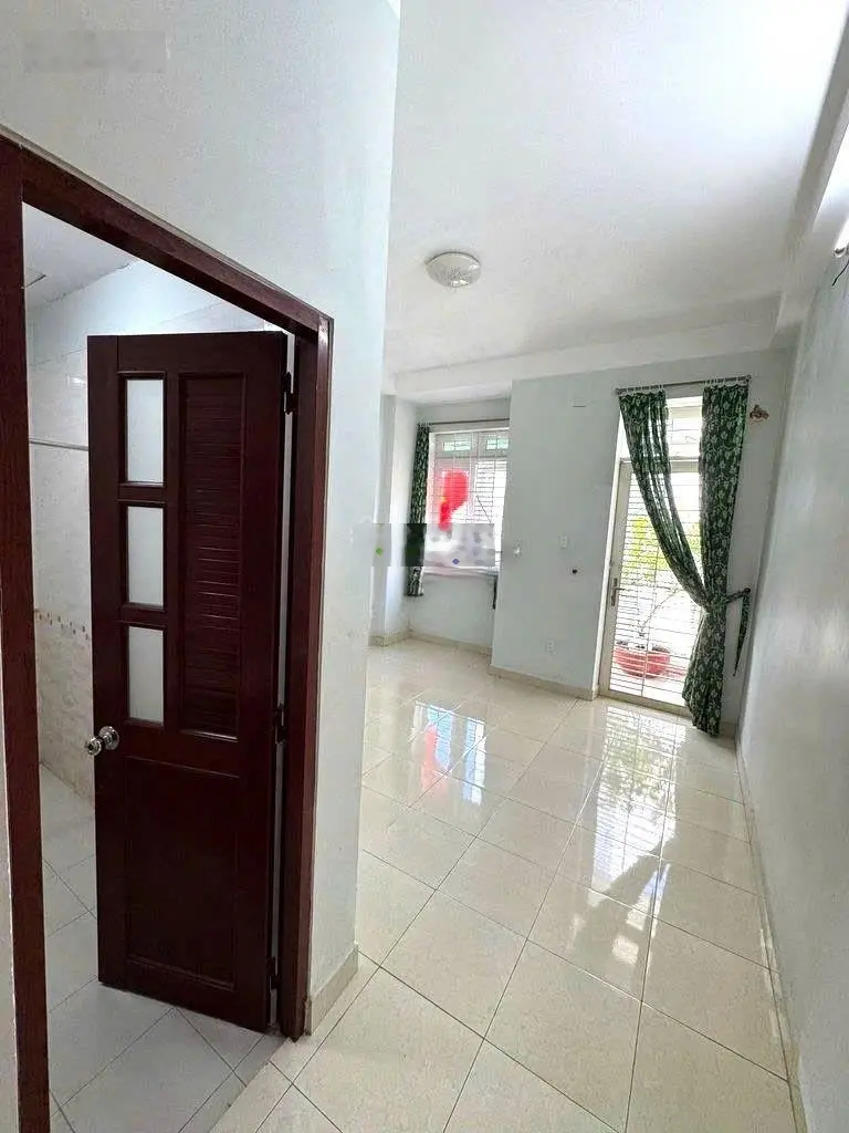 Chính Chủ Cần Bán Nhanh Nhà ở Phạm Văn Chí Q6, Giá 2 tỷ 850