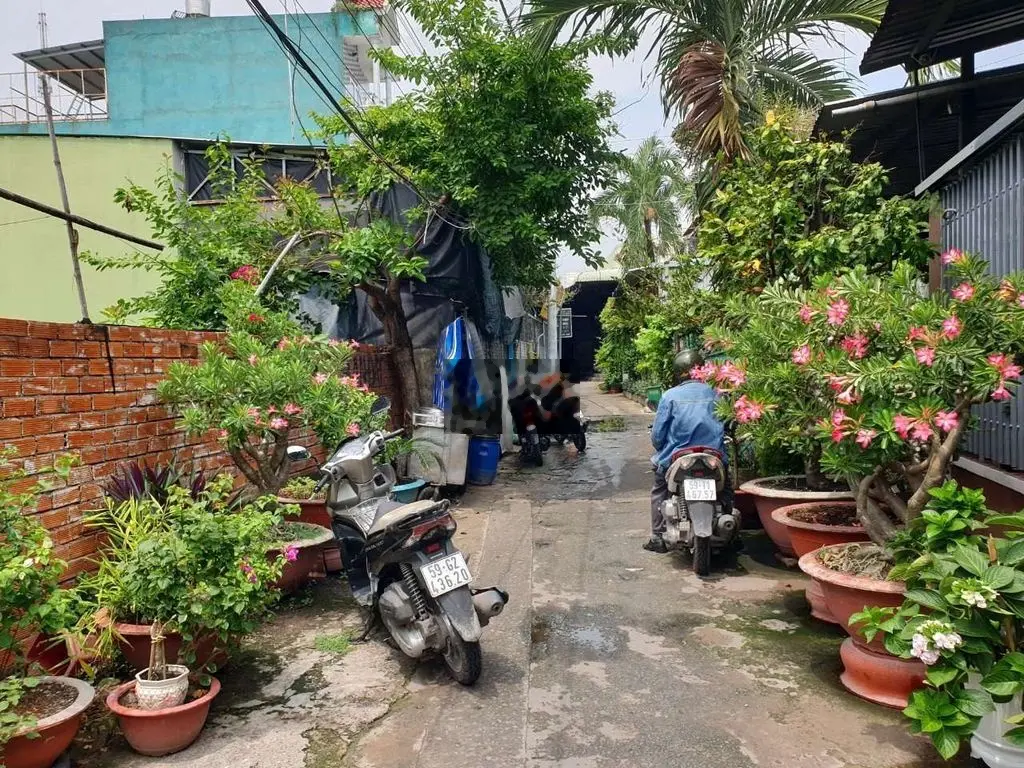 Bán lô Đất thổ cư DT : 5 X 18M ngay sau chợ xuân thới thượng