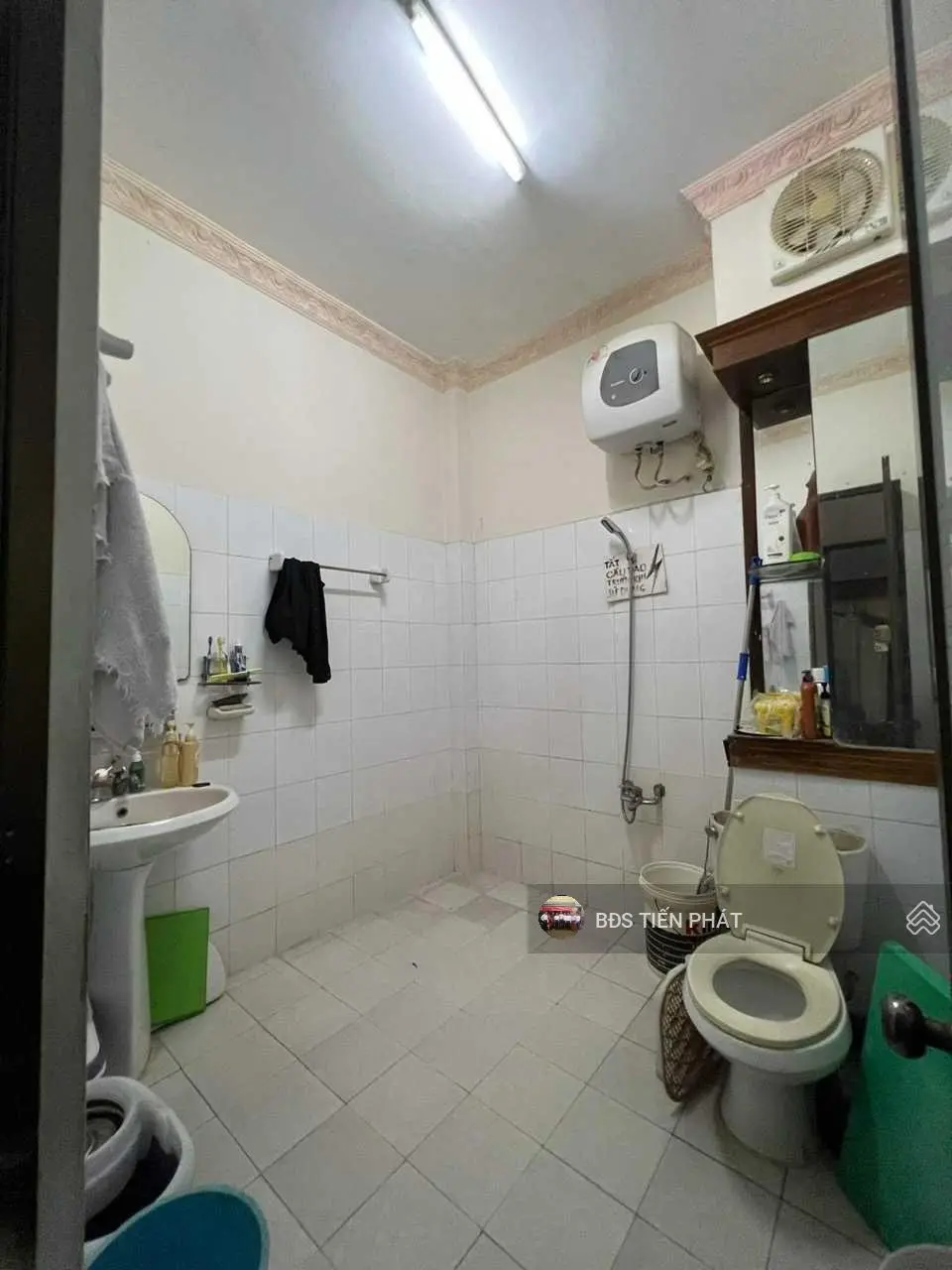 14.5 tỷ TL - đường số 4 khu Tên Lửa. DT 4mx22.5m 1 trệt 2 lầu