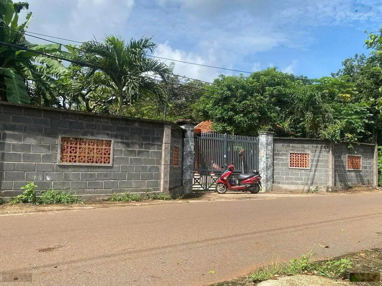 Bán 1,5 sào Long Phước Bà Rịa ngang 17.3m có 75m2 thổ cư, sẵn nhà gỗ và vườn trái cây giá 5,2 tỷ