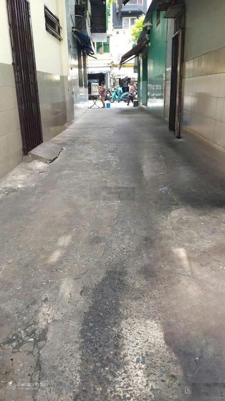 Nhà bán hẻm thẳng 1/ sau lưng MT Nguyễn Tiểu La, P8, Q10. DTSD 83.5m2. Nhà mới 4 tầng. Giá 5.8 tỷ