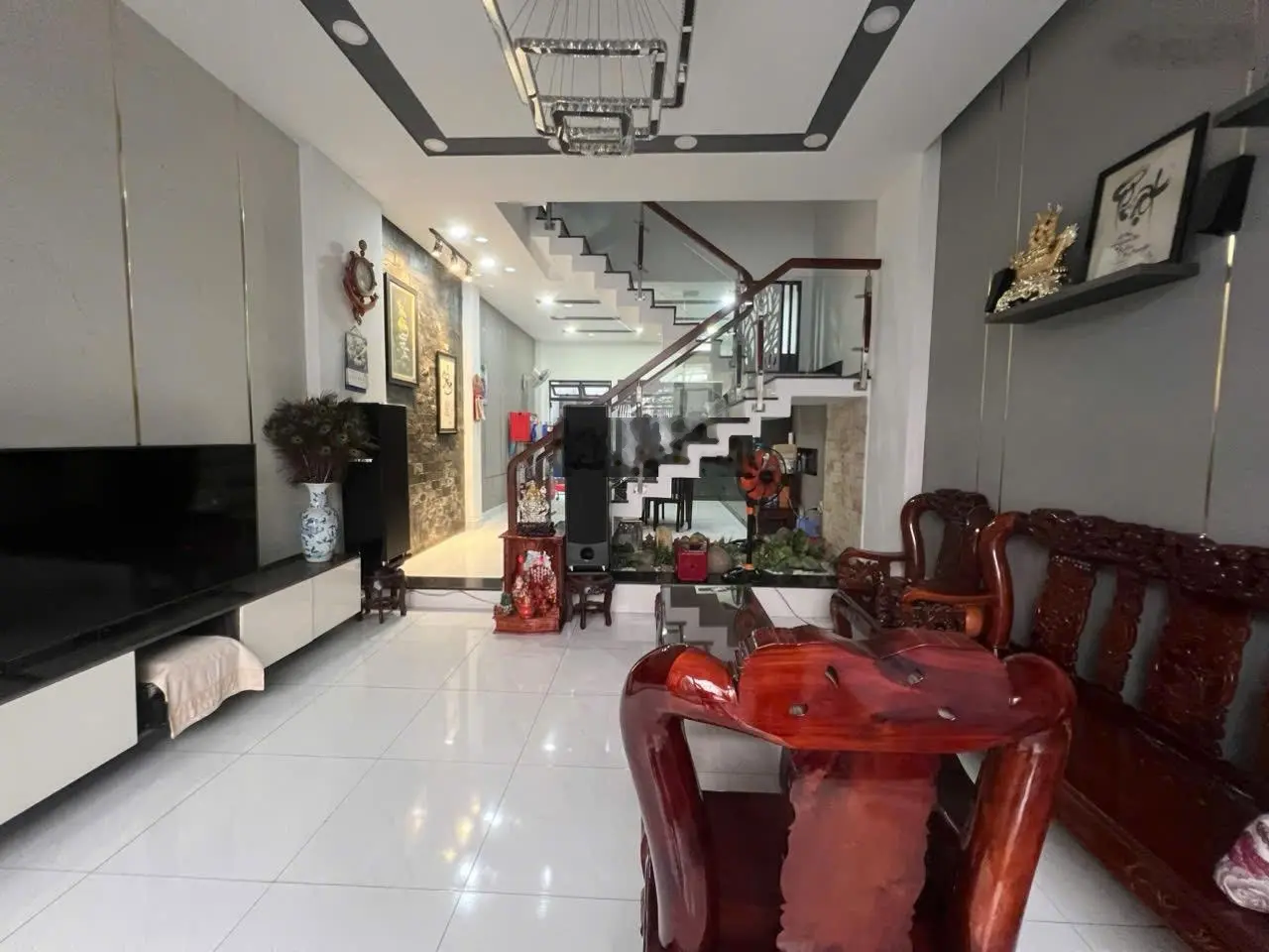 Nhà mặt tiền đường lớn thông Nguyễn Duy Trinh và chợ 39, Bình Trưng Tây Q2, 88m2 4 tầng chỉ 11,5 ty