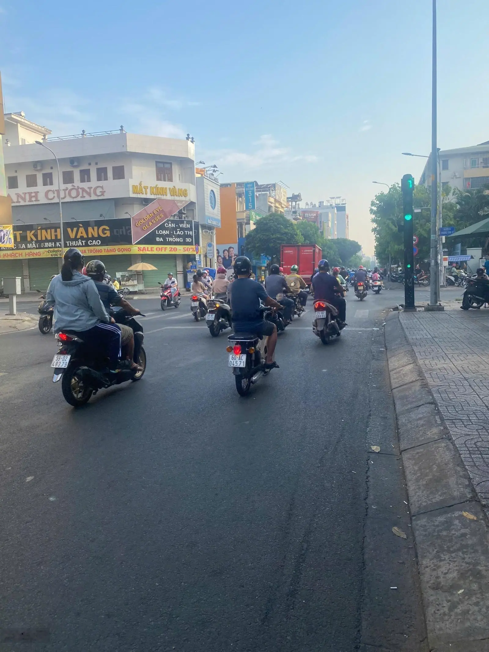 Ngộp bank! Bán gấp nhà mặt tiền Tân Sơn Nhì, Tân Phú. 5x32m, 3 tầng đoạn kinh doanh giá 34 tỷ TL