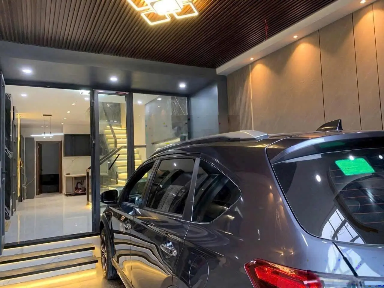 Bán nhà 3 tầng 3 mê kiệt Nguyễn Phước Nguyên rộng 4m ô tô đậu trong nhà