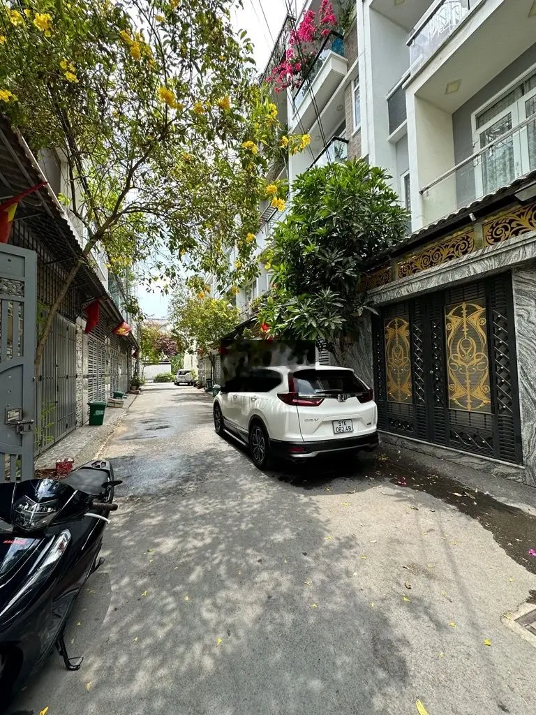 BÁN NHÀ 3 TẦNG, HẺM ÔTÔ 6M, NGANG 7,5M, KHU DC HỒNG LONG, 105M, 9,5 TỶ