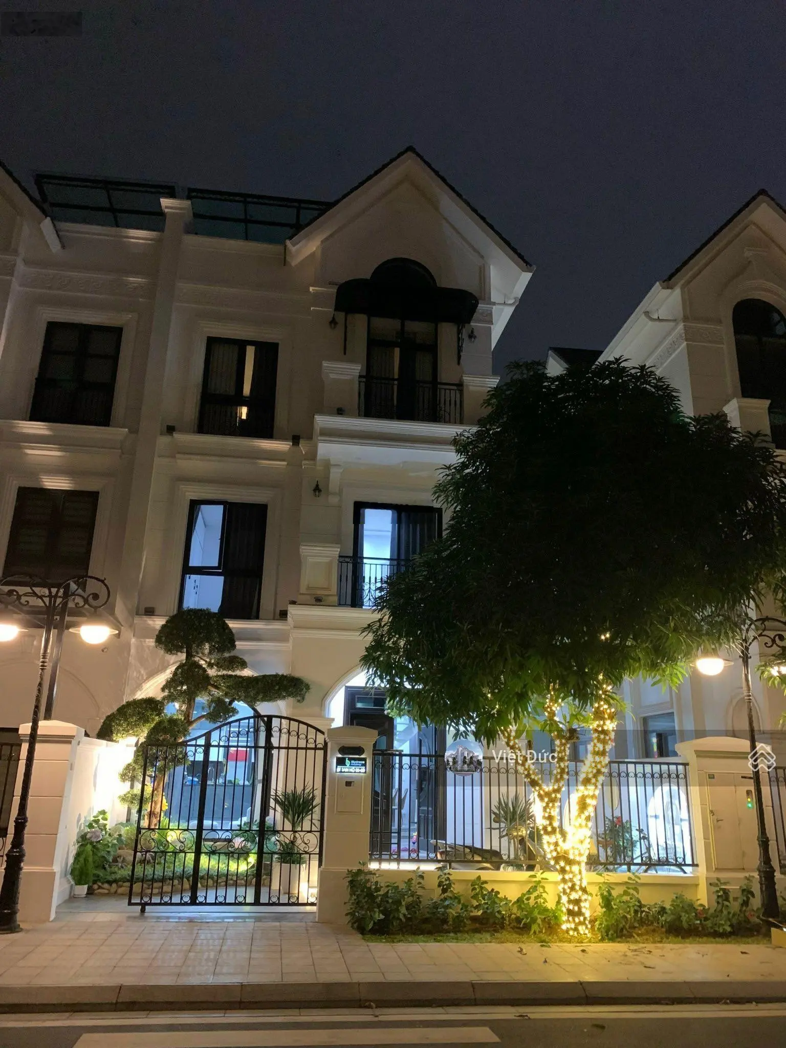 Em cần bán biệt thự song lập San Hô. Đã hoàn thiện chỉ việc xách vali vào ở. 0941 851 ***