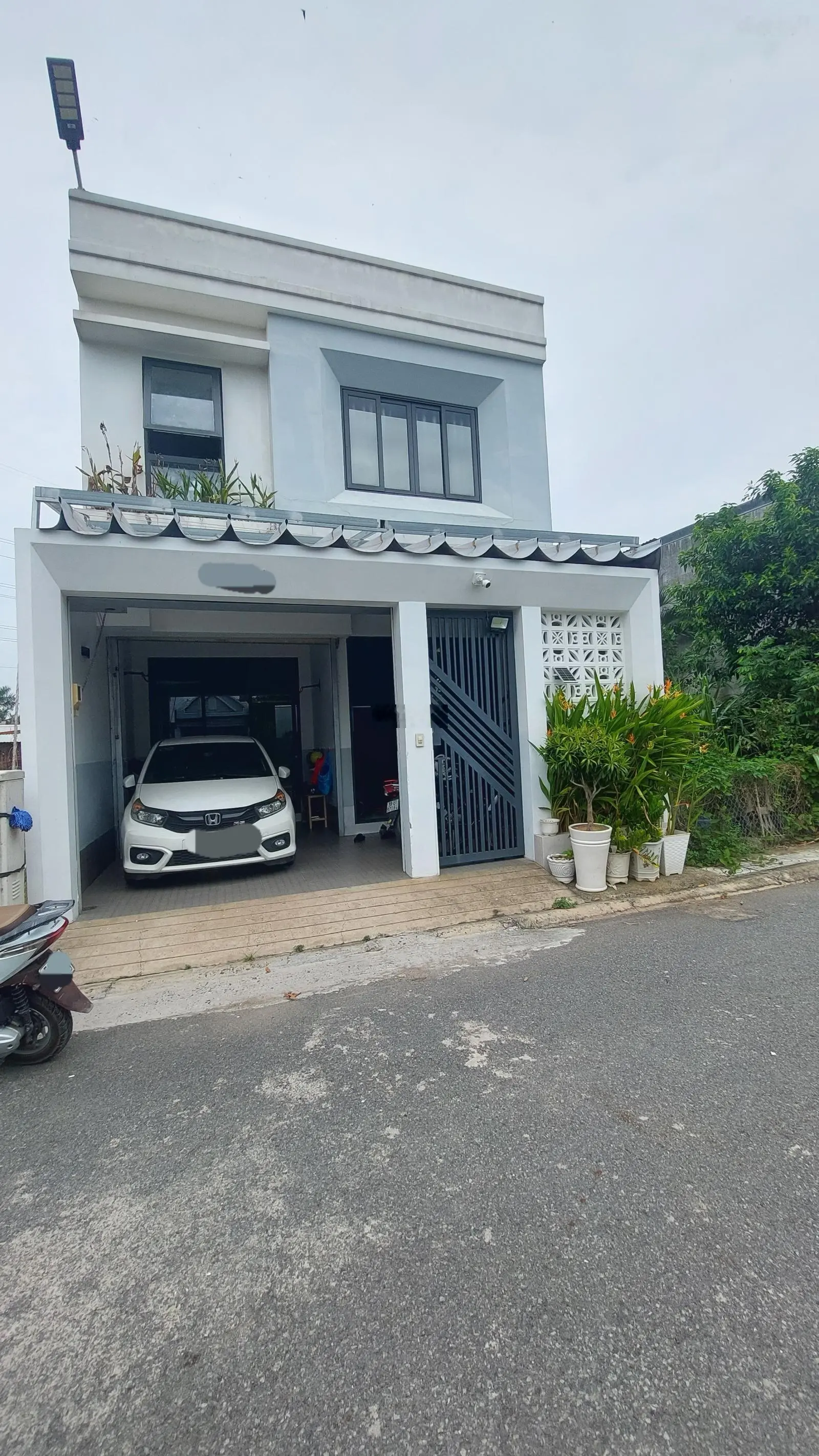 Bán rẻ nhà 1 trệt 1 lầu diện tích 83m2 giá 3.8 tỷ TL đường nhựa 8m Hoàng Phan Thái, Bình Chánh.