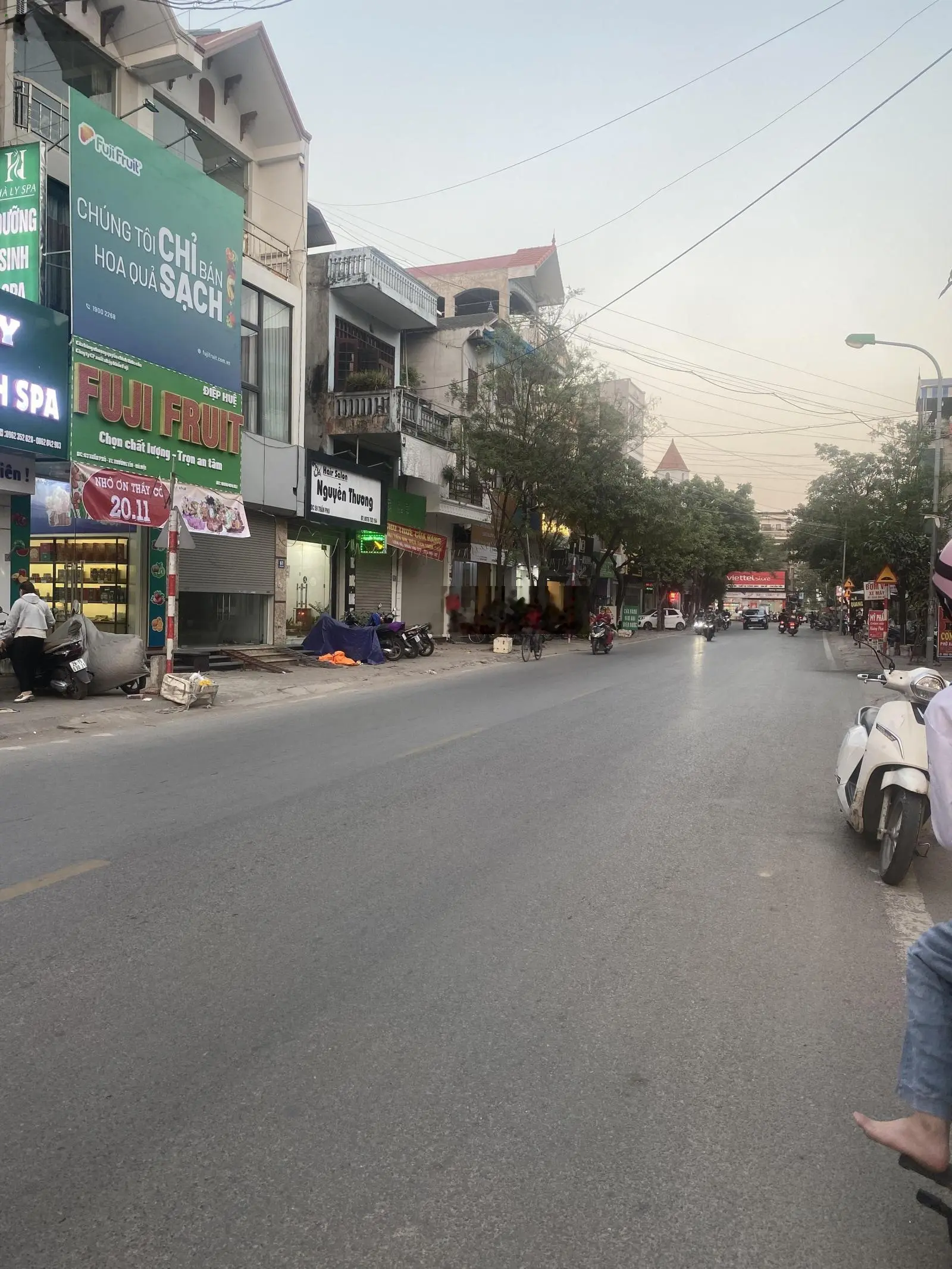 Bán nhà mặt phố thị trấn Thường Tín, thang máy, hầm xe, 100m, nhỉnh 2x tỷ dòng tiền 50 triệu/tháng