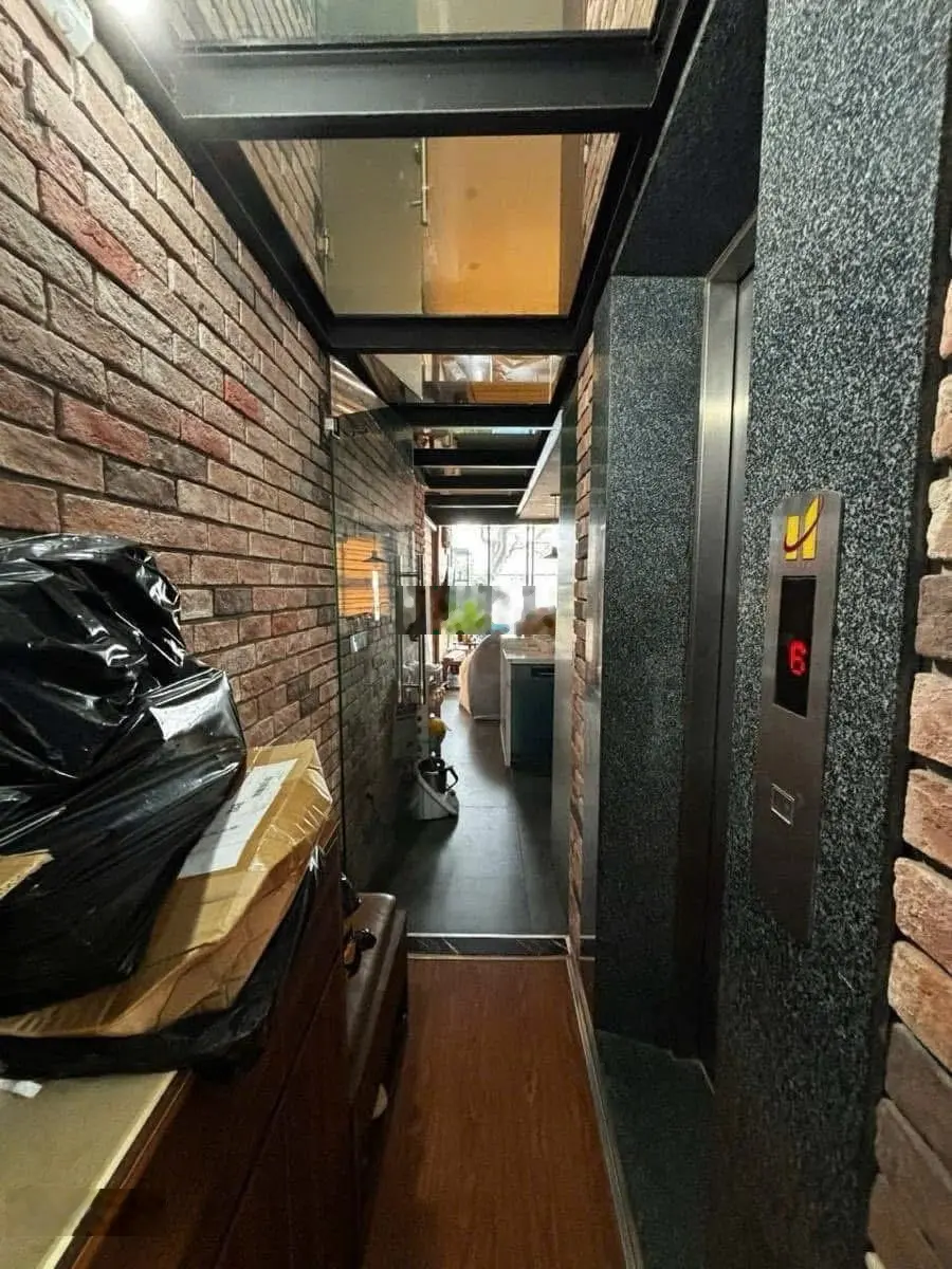 Nhà 9 Tầng Đội Cấn : 50m2 - Thang Máy - Thông Sàn - Nhà Đẹp Ở và Có Dòng Tiền.