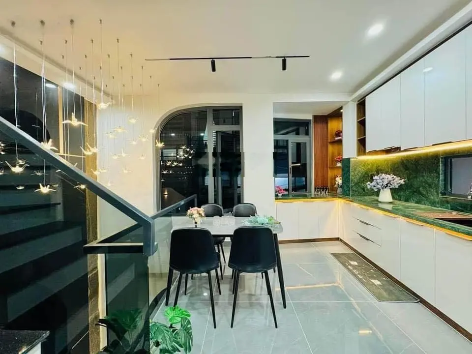 Ra gấp căn nhà 1T1L2L xoay vốn kinh doanh đường Nhiêu Tứ 54m2 gần Co.opMart Rạch Miễu