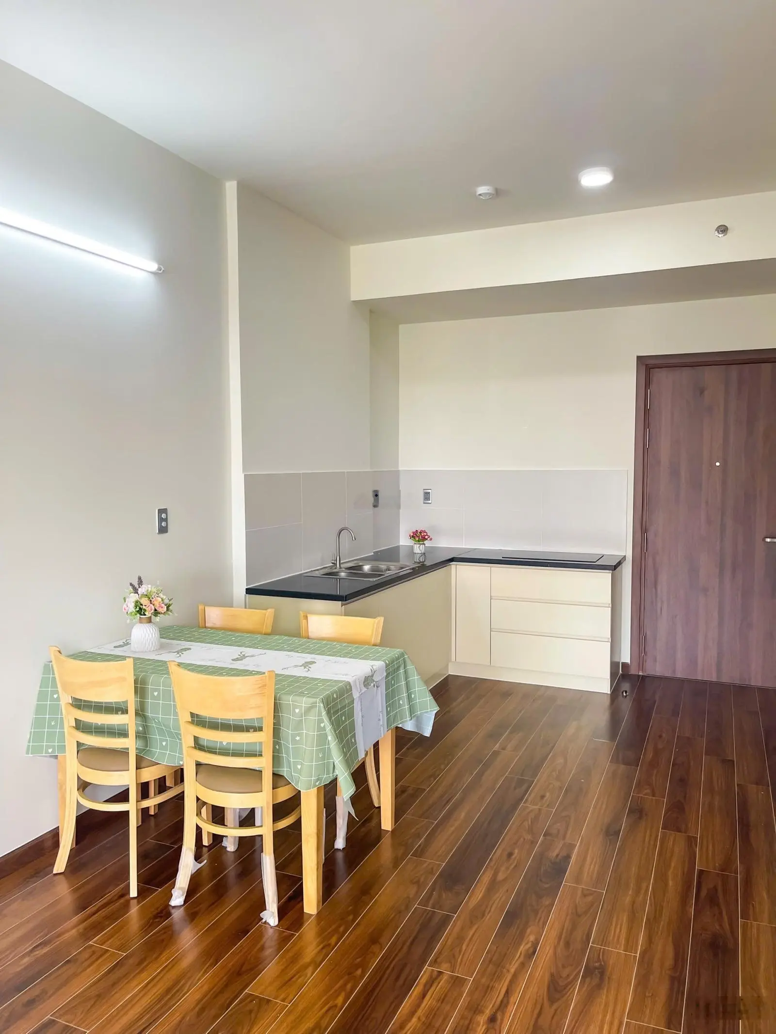 Hot sale căn hộ 51m2 full nội thất đẹp giá chỉ 1,215 tỷ KĐT Waterpoint đầy đủ tiện ích