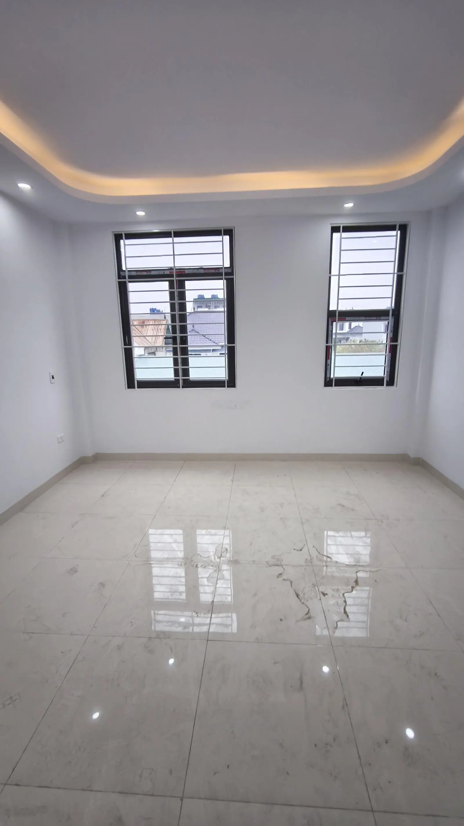 Hiếm, bán nhà diện tích 32m2 * 4 tầng, Phụng Châu, Chương Mỹ, đường thông, ô tô, kinh doanh