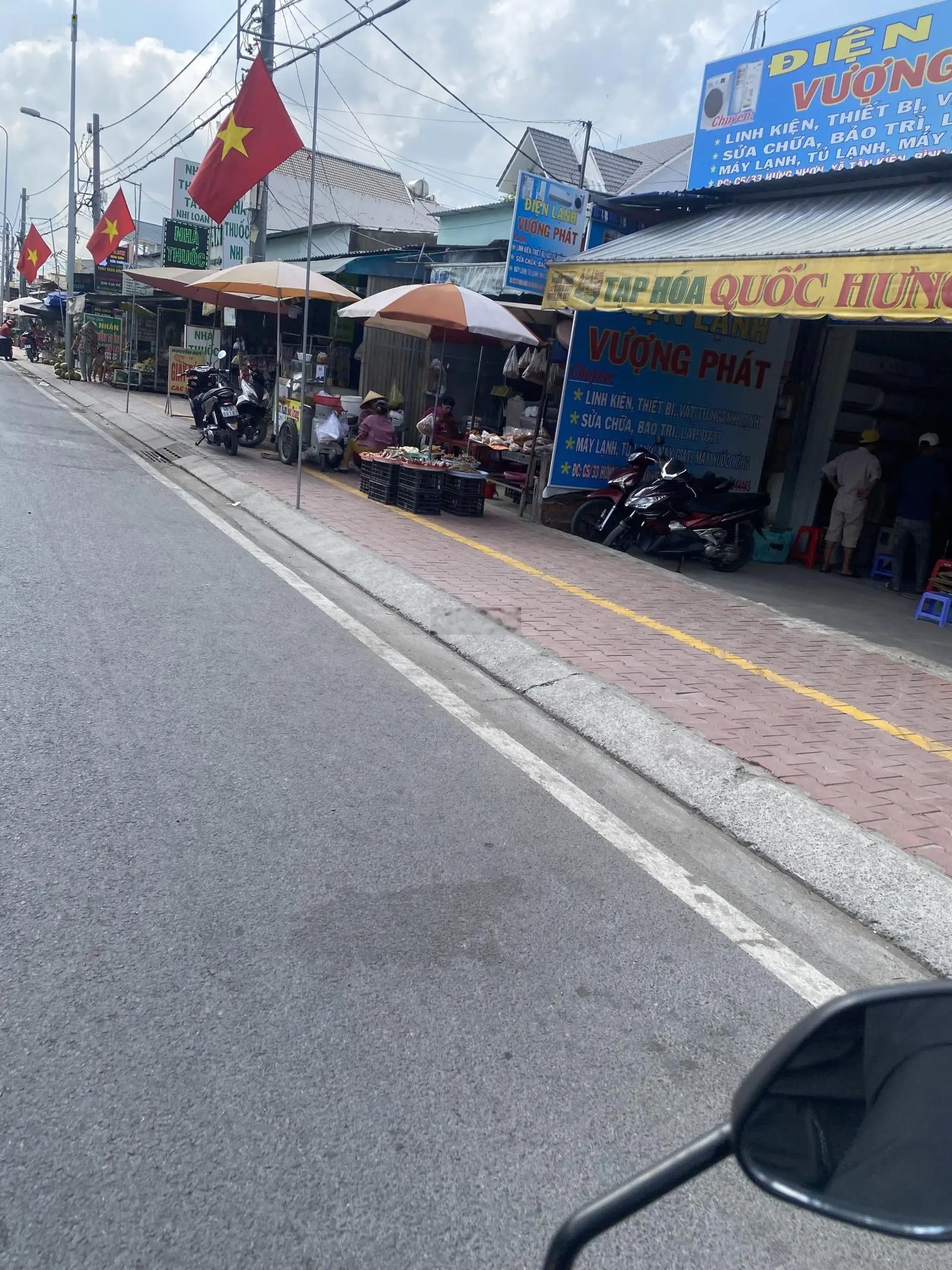 Chủ đang ở cần bán gấp 323m2 FULL THỔ MT Đoàn Nguyễn Tuấn
