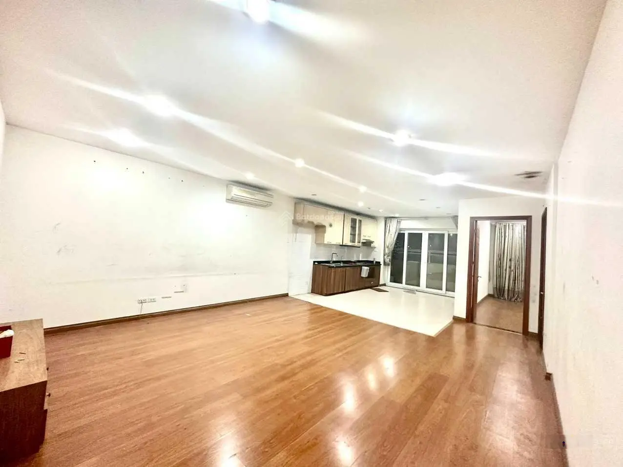 Bán căn hộ tại Hapulico Complex, Thanh Xuân. Diện tích 77m2