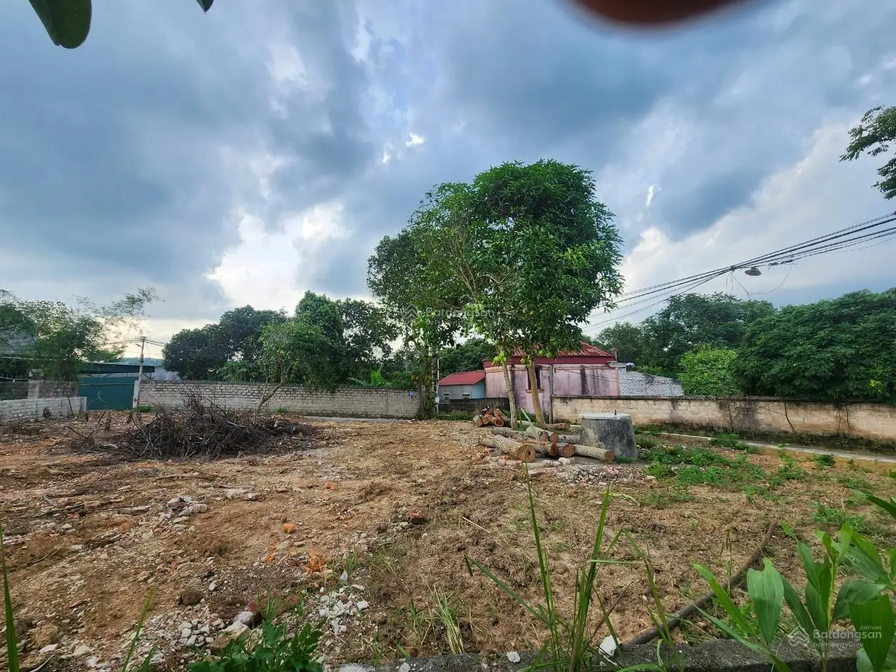 Bán đất thị trấn Mẹt, Hữu Lũng, DT: 350m2, mặt tiền: 18m, giá: 3.2 tỷ, lô góc, thổ cư, gần chợ Mẹt