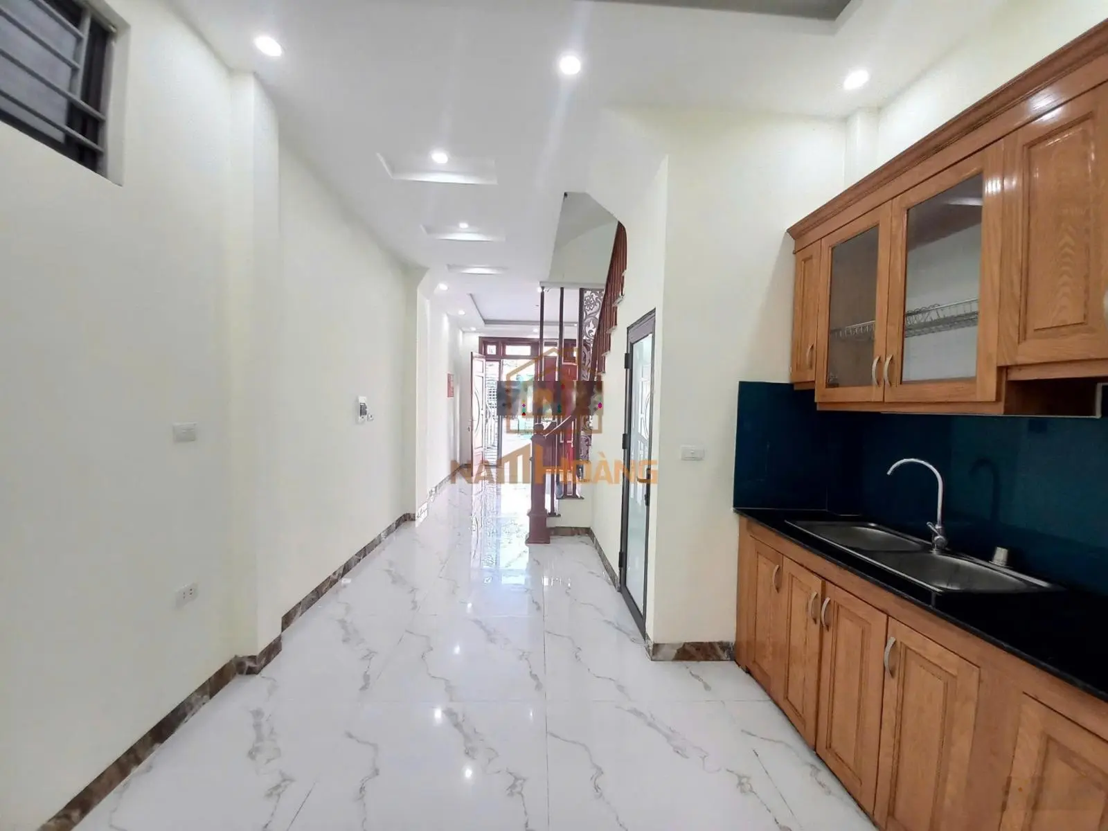 Nhà Xốm ĐH Đại Nam ngõ thông ô tô Kinh doanh, cho thuê tốt 40m2*4T*5PN 6.15 tỷ CTL LH 0978 939 ***