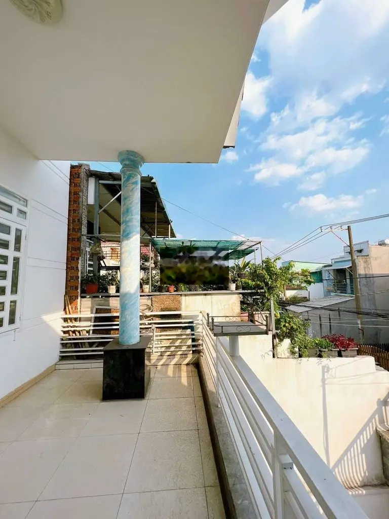 BÁN NHÀ 1 TRỆT 1 LẦU MẶT TIỀN NGUYỄN VĂN HOA