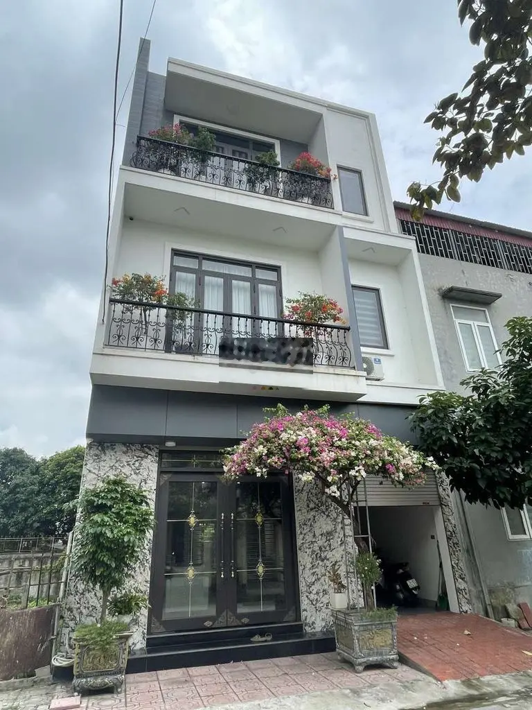 Nhà khu đô thị Nhân cầu 1 thị trấn Hưng Hà, Thái Bình. Dt 98m2 ,full