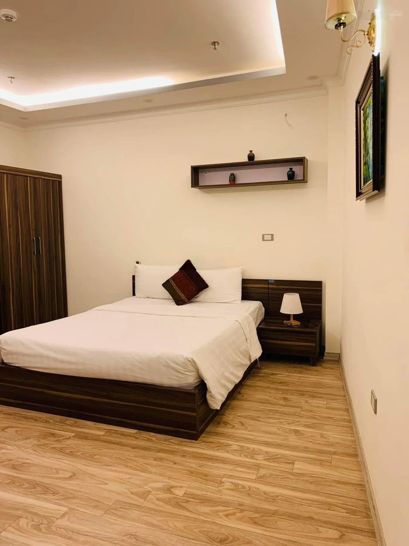 Bán Nhà Mặt Phố Trích Sài -Tây Hồ 120m2, 6 tầng, 2 thoáng, KD đa dạng, view Trọn hồ Tây 110 tỷ