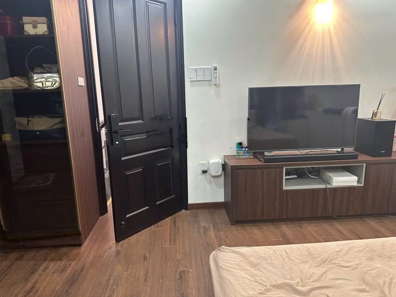 Bán BT đẹp, 160m2, 21 tỷ, tại Đường 270, Phước Long A, Q9, HCM, giá siêu hời