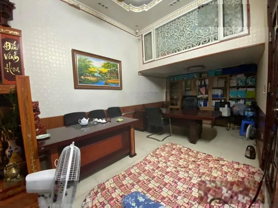 Bán nhà phân lô - sổ vuông - mặt tiền rộng - giá cực tốt nhỉnh 18 tỷ