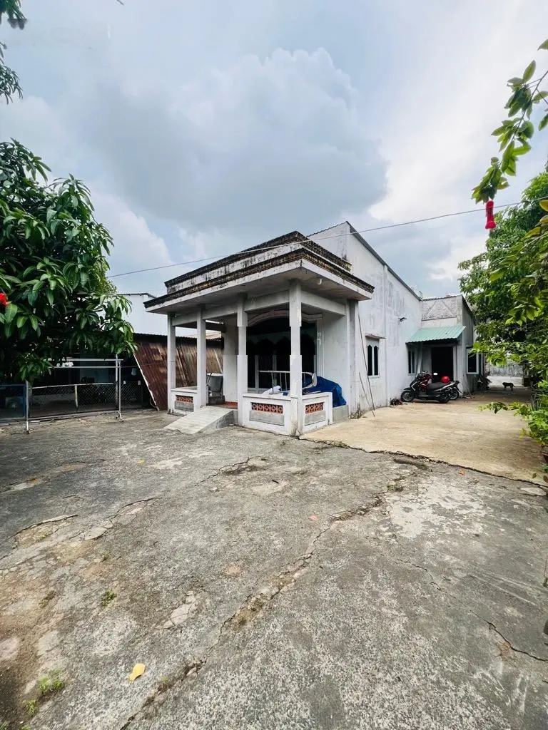 Bán 419m2 - full thổ cư có nhà cấp 4, sân vườn - giá nhỉnh 9.45 tỷ