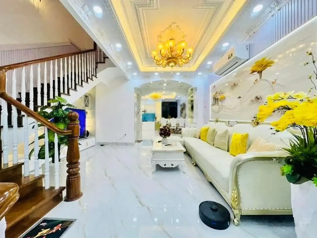 Si.ê.u ph.ẩm đào tông nguyên. thang máy. 4tầng. 106m2. gara ôtô. 5pn, 6wc. chỉ 10t9