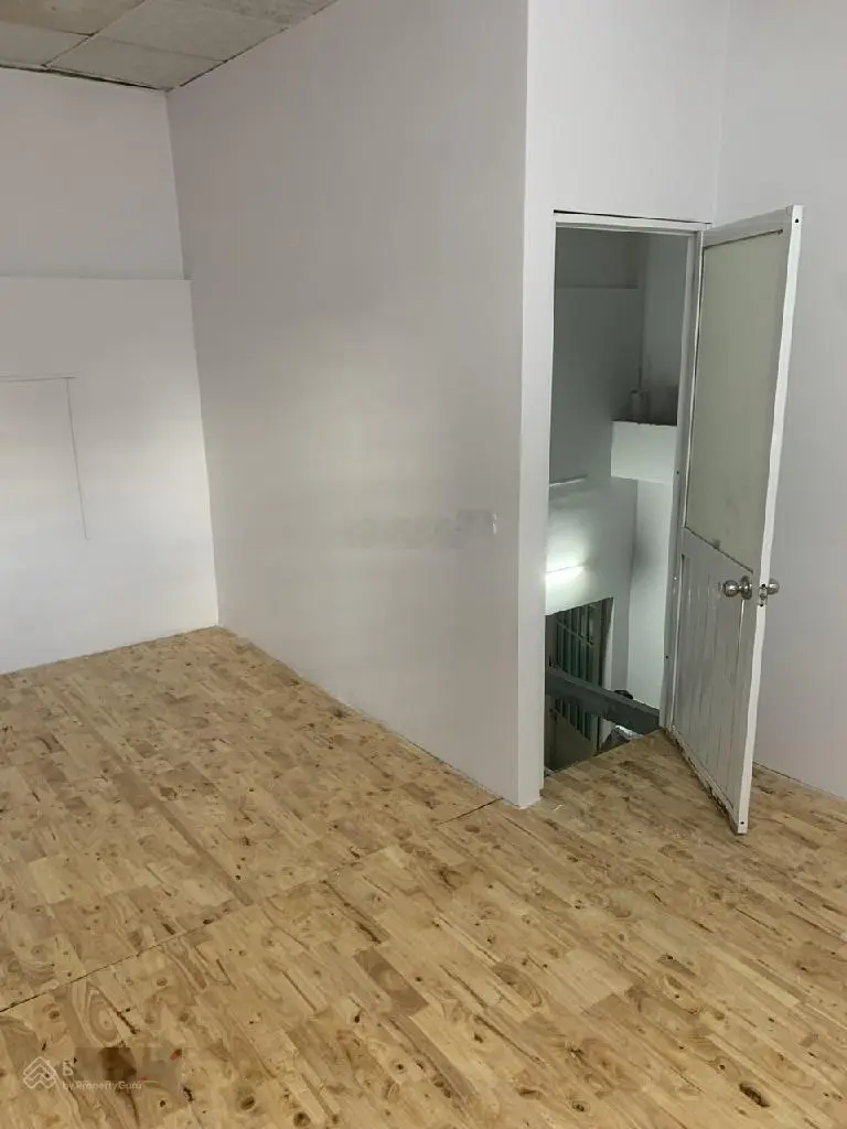 Bán nhanh nhà 2,5 tầng, DT 64m2, SHR Hoàn công, trung tâm P.linh xuân, giá nhỉnh 3 tỷ (TL)