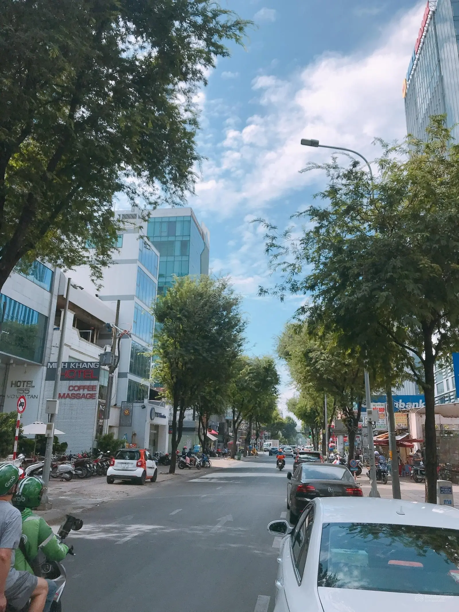 Bán MT Trần Nhân Tôn vỉa hè 6m (DT: 4x18m, 4 lầu) Phường 2, Quận 10 - giá 28 tỷ