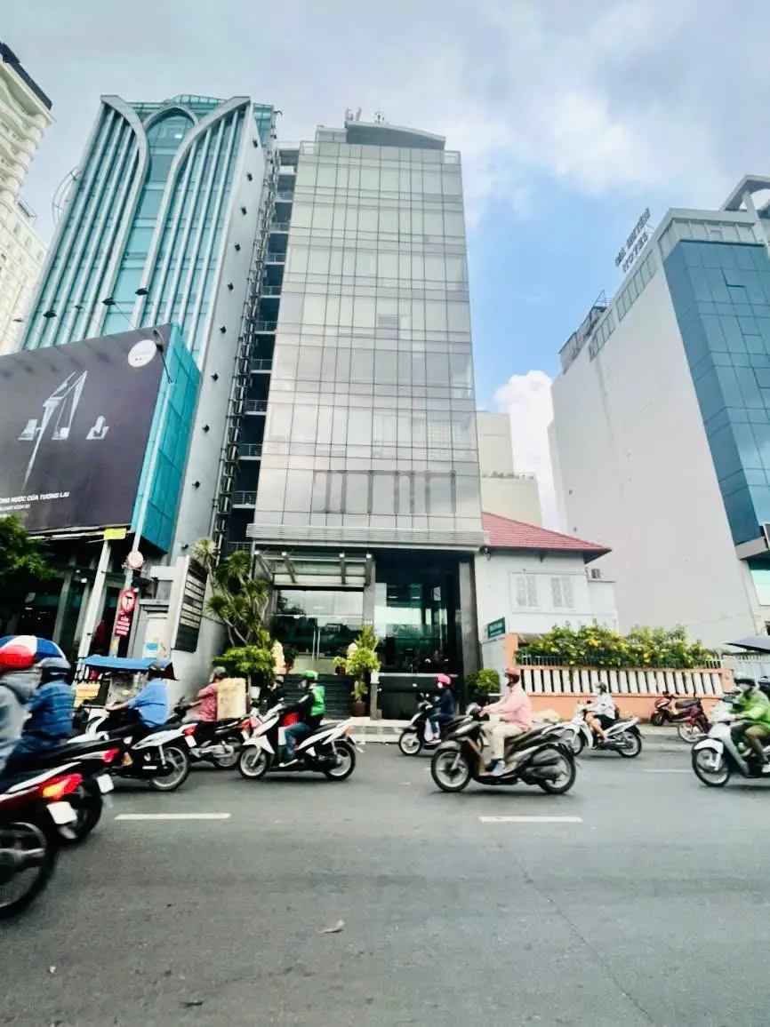 Bán tòa nhà 8 tầng Góc 2 MT 384 Nam Kỳ Khởi Nghĩa , Quận 3 DT : 15x21m Giá bán 170 tỷ