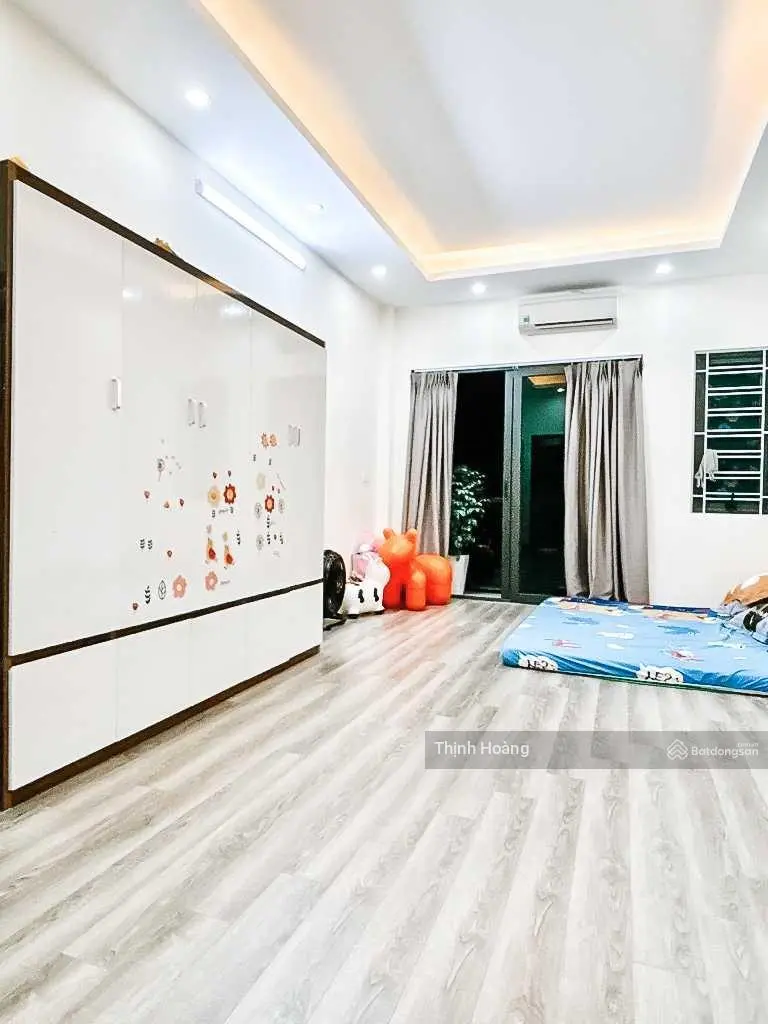 [NHÀ MỚI ĐÓN XUÂN] Bán nhà Thạch bàn 35m2 5 tầng mt3.7, nhà mới cứng cựa, full nội thất ở ngay