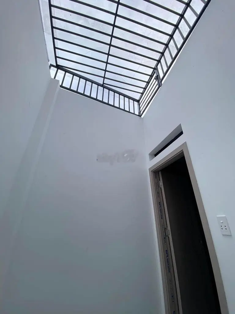 HÀNG NGỘP Nhà 2 LẦU 100m2 1sec Huỳnh Văn Nghệ , Trạm Thu Phí Bửu Long
