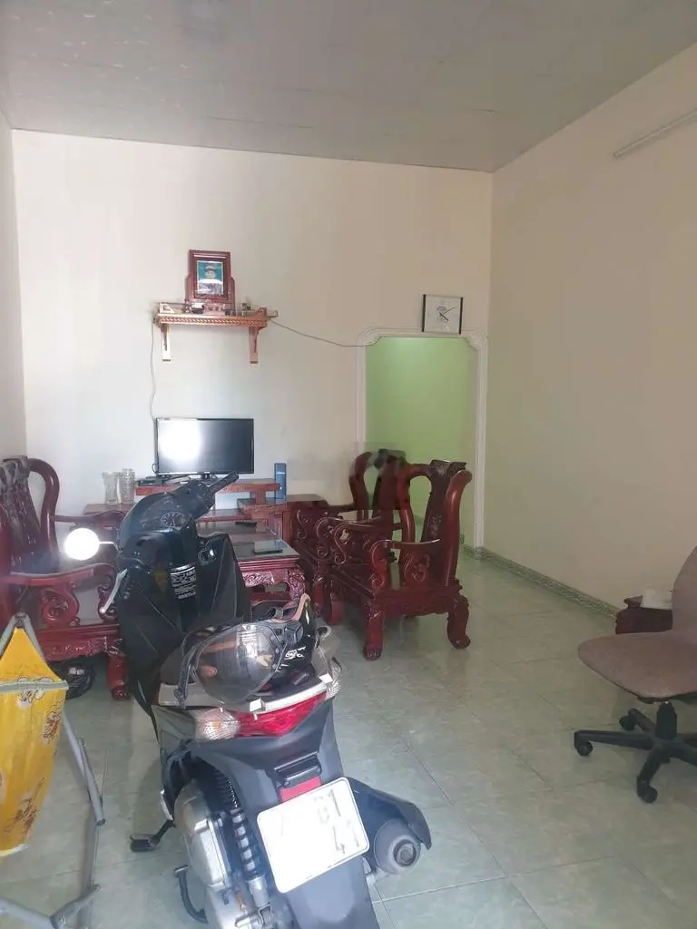 Bán nhà C4 hẻm vỉa hè Nguyễn Tri Phương, phường 7