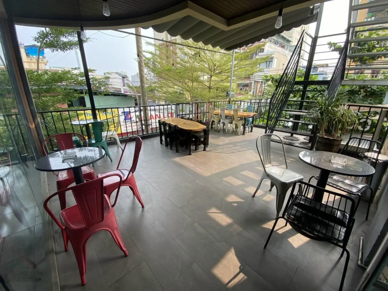 Bán nhà Võ Văn Tần, P6 Q3: DT 8x20m, 160m2, giá 37 tỷ còn thương lượng ạ