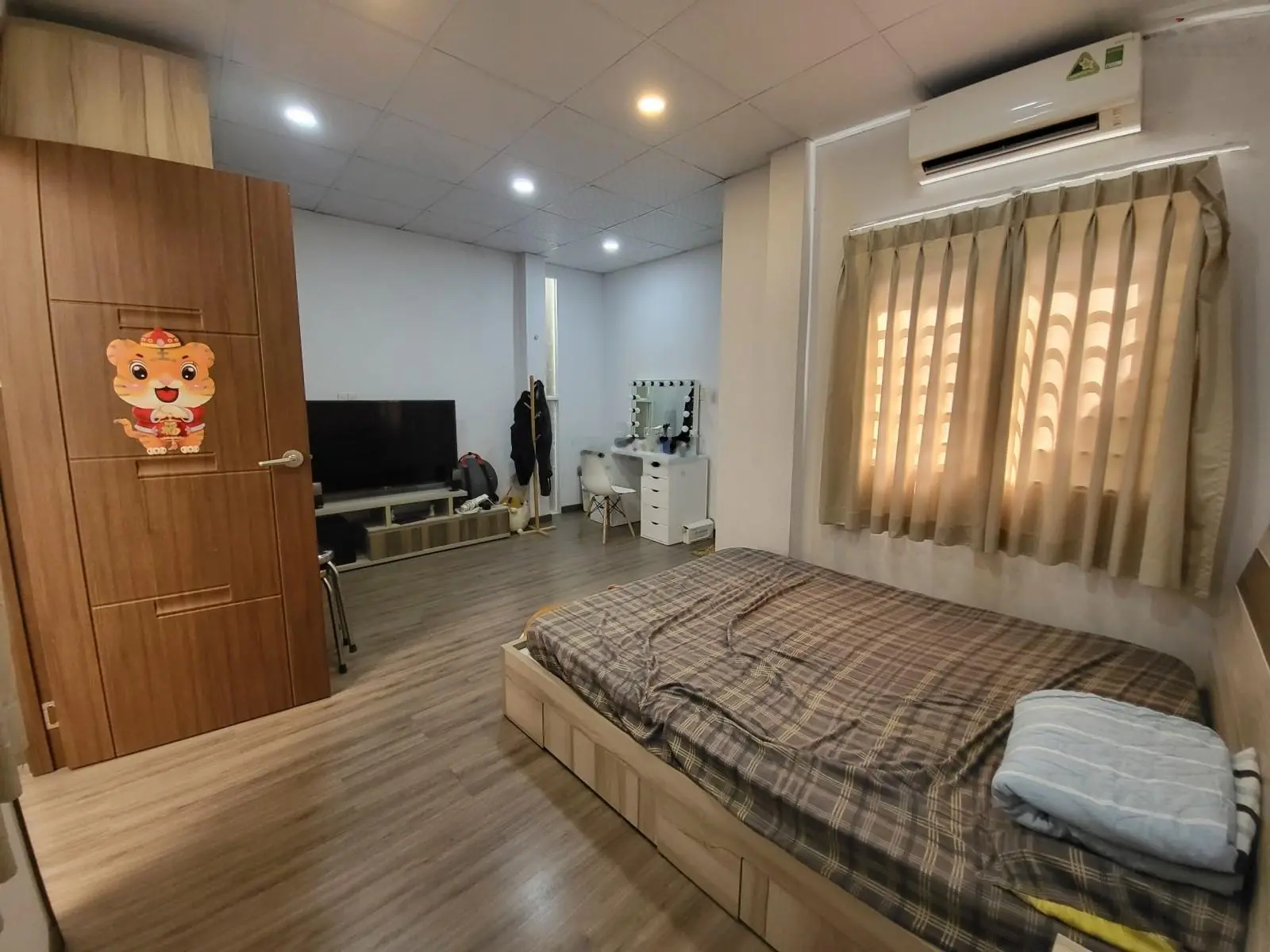 Bán nhà riêng phường 8 Quận 8, Dt 100m2 H3G thông, đang có dòng tiền 40tr/th, giá 6.89 tỷ TL