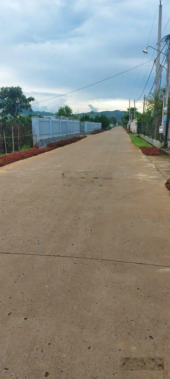 Bán đất khu biệt thự bàn cờ trung tâm xã Liên Hiệp, DT 10x50m, CN 500m2 thổ cư giá 3 tỷ