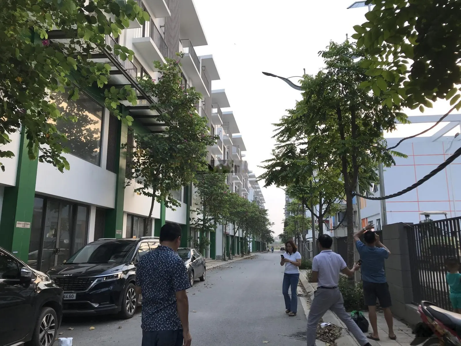 Chính chủ gửi bán căn lkề giá tốt nhất thị trường tại khai sơn city, chỉ 24,3 tỷ, dtich 90m2 mt 6m