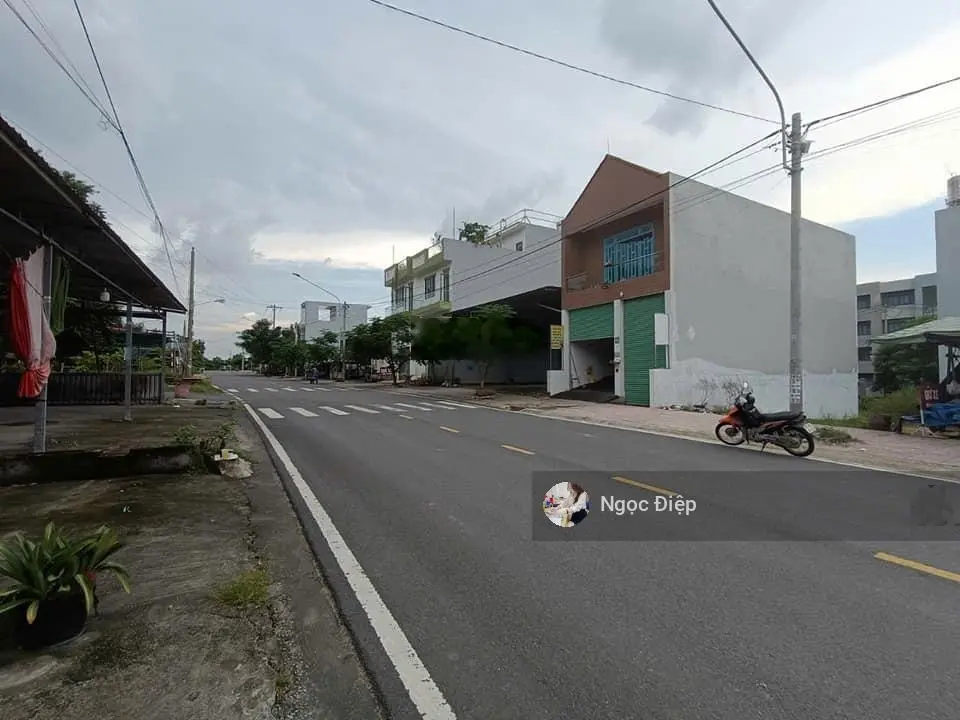 Bán gấp đất Đ. Võ Văn Kiệt, Phường 2 gần trường Quân Sự Quân Khu 9, Sóc Trăng 120m2, SHR