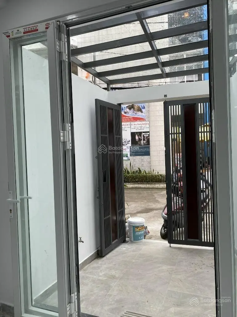 Bán nhà lam sơn phú nhuận - 54m2 - hẻm 8m - khu vực hiếm nhà bán , chỉ 8.xtỷ - cho thuê 21tr/th