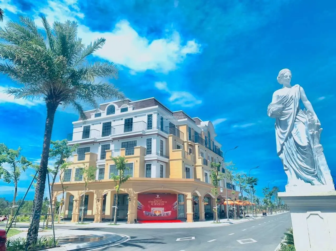 Bán gấp lô đất 100m2 thổ cư đối diện Trung Tâm Hành Chính Thủ Thừa Long An, giá rẻ