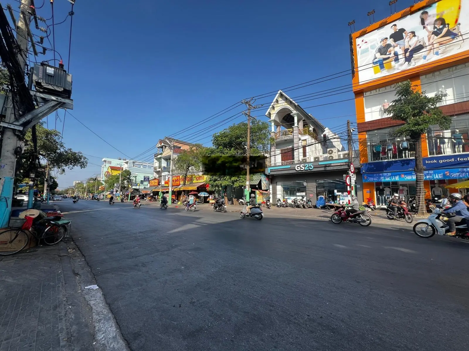 Siêu vị trí ngang 9m6 mặt tiền Nguyễn Trãi kinh doanh sầm uất - BDS đầu tư - kính doanh số 1